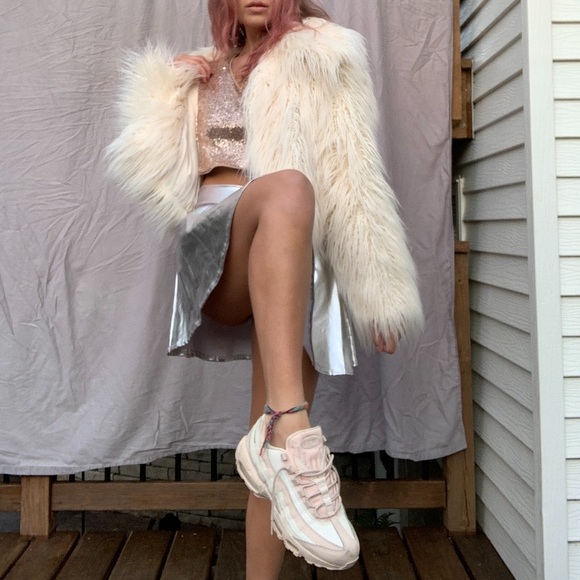 Nike Air Max pink and white reflective - Picture 3 of 10